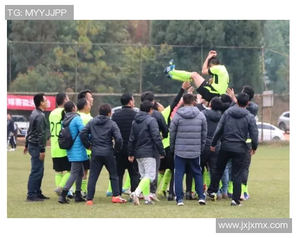 乡村足球球星崛起的背后：从田间到绿茵场的奋斗故事